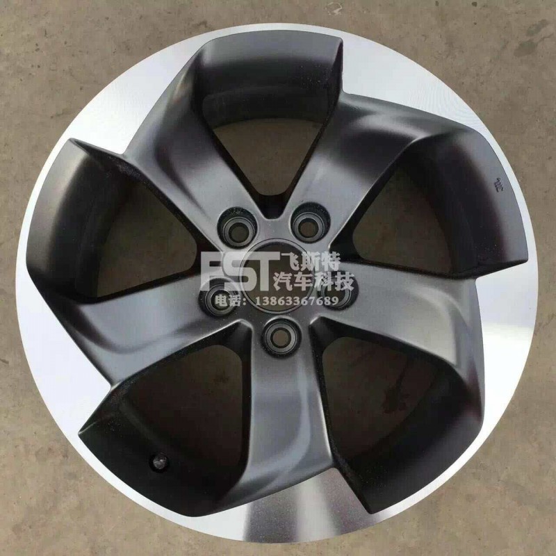 汽車輪轂拉絲修復后 汽車輪轂拉絲修復后