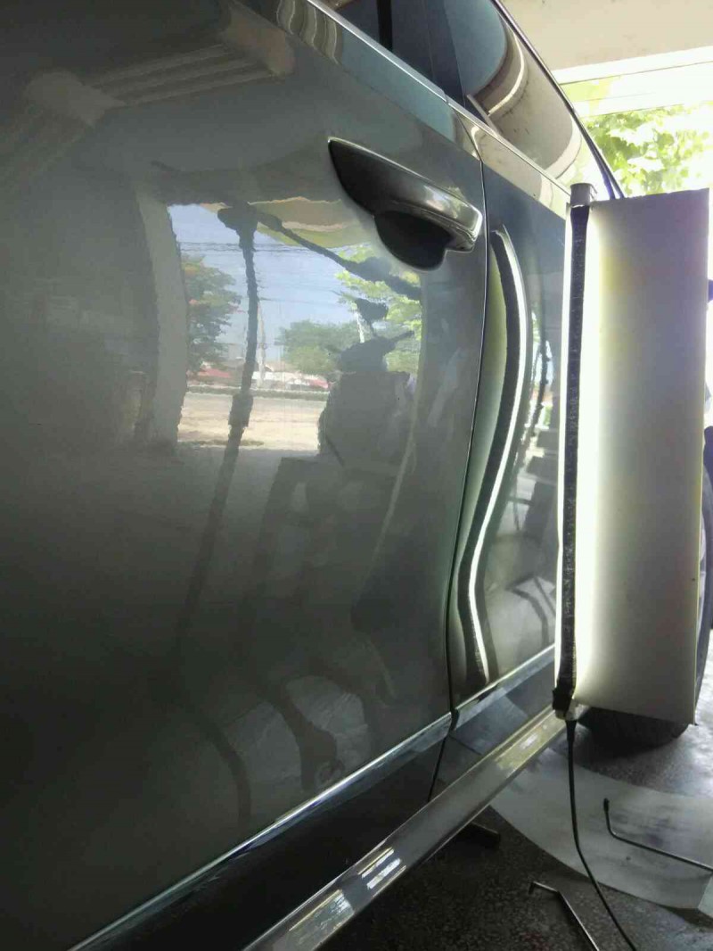 車門凹陷修復后